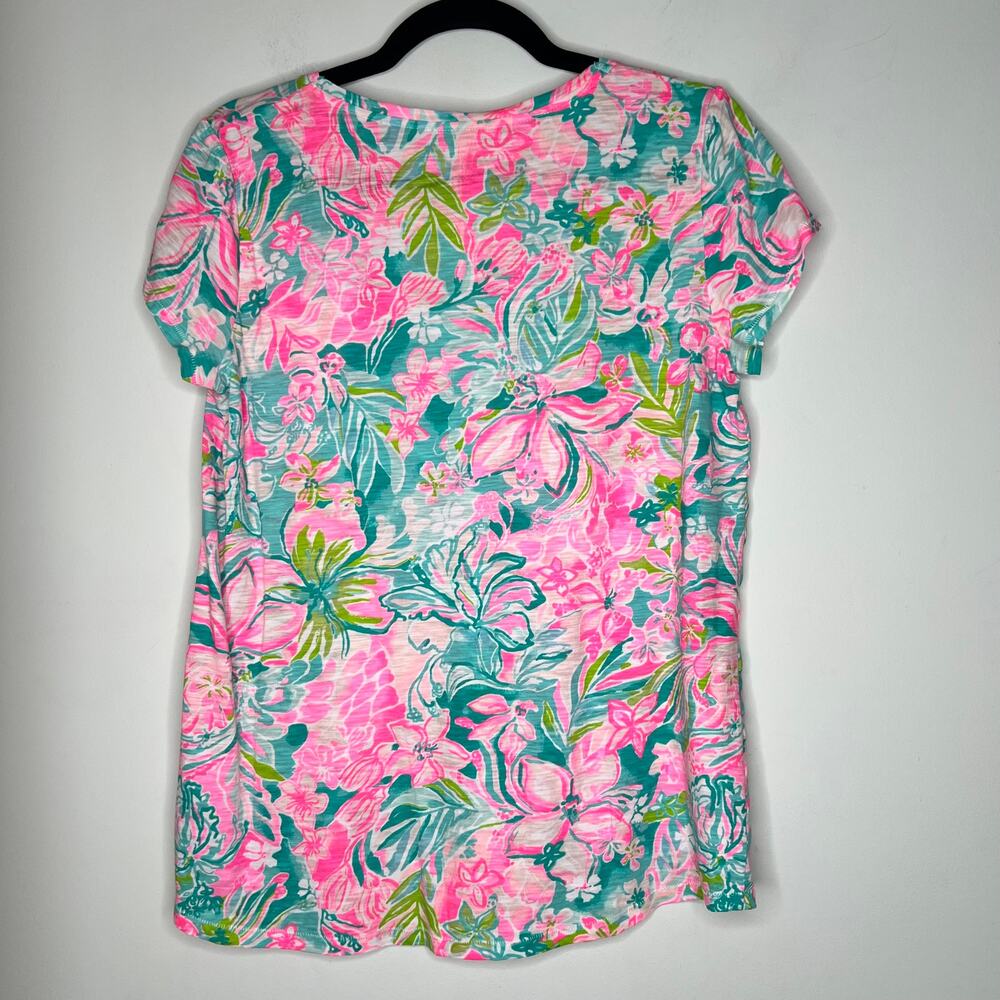 Lilly Pulitzer Floral T-Shirt Size Medium - Picture 4 of 6